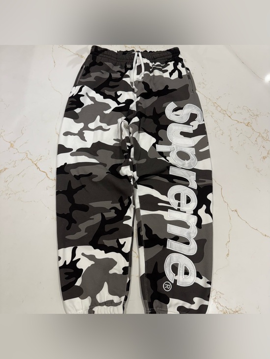 Supreme Other - Supreme Satin Applique Sweatpants Snow Camo(SS26) Size Medium